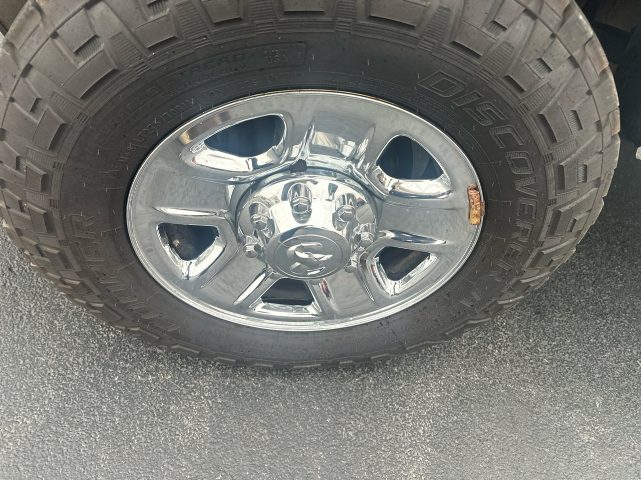 Used 2018 RAM 2500 Tradesman w/ Chrome Appearance Group image 15