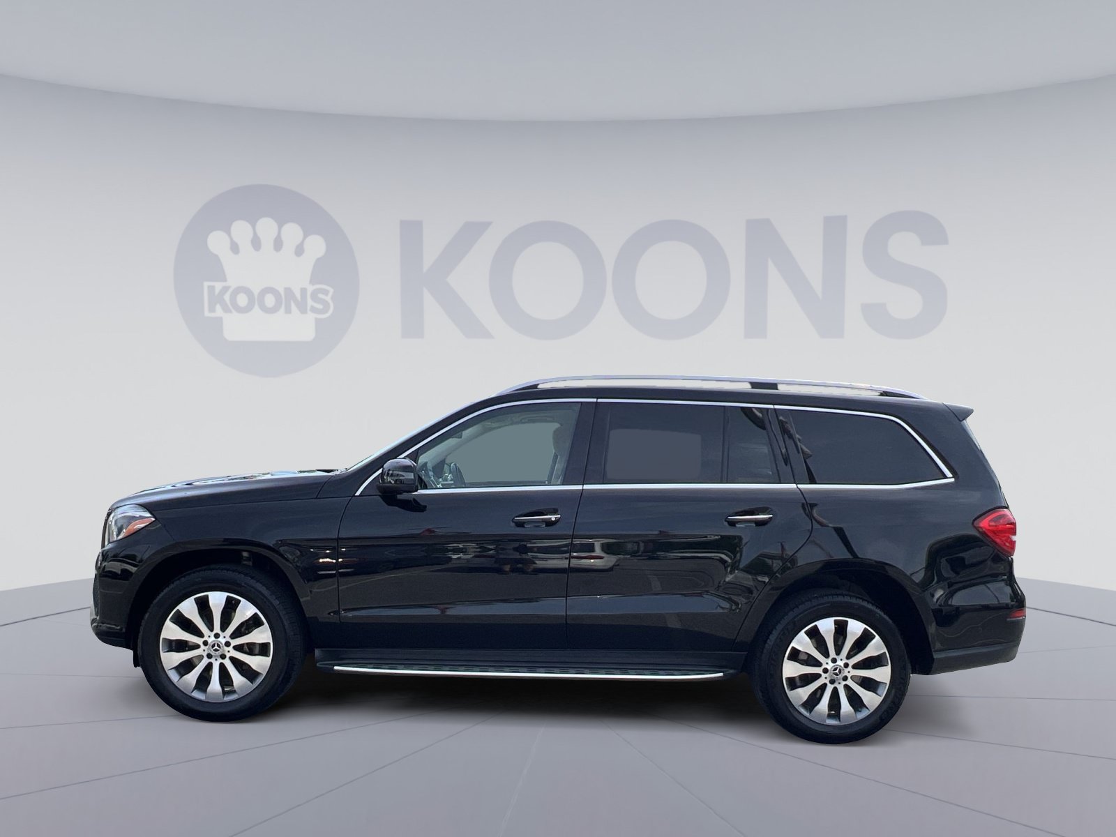Used 2019 Mercedes-Benz GLS 450 4MATIC image 2