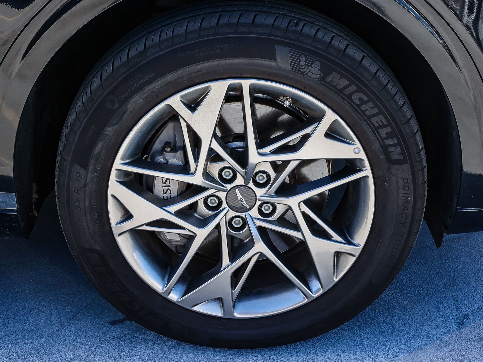 Used 2025 Genesis GV70 2.5T AWD/4WD image 9