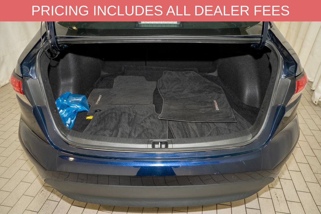Used 2024 Toyota Corolla LE FWD image 5