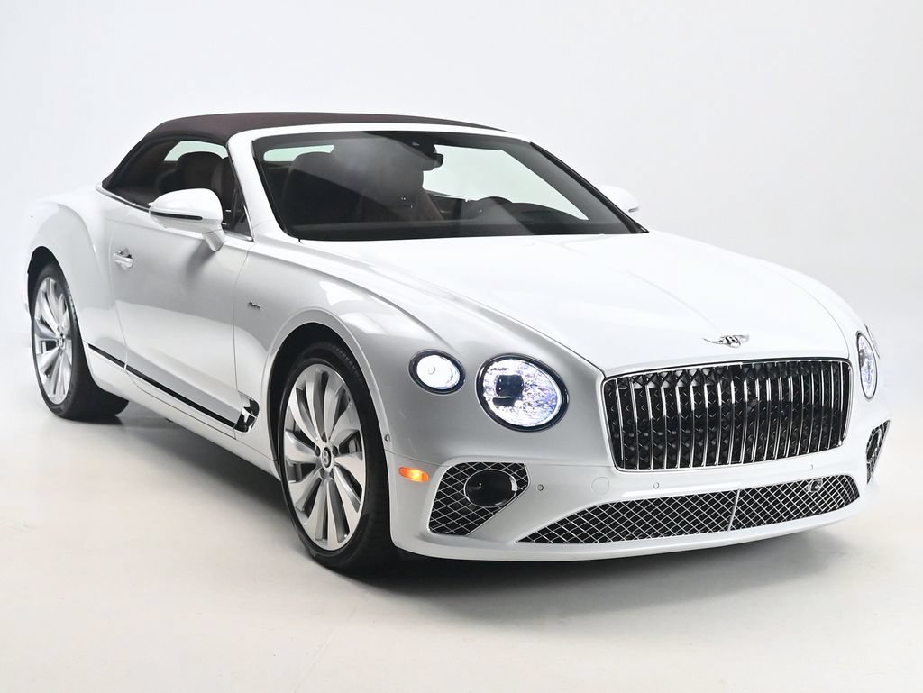 Used 2024 Bentley Continental GT V8 AWD/4WD image 32