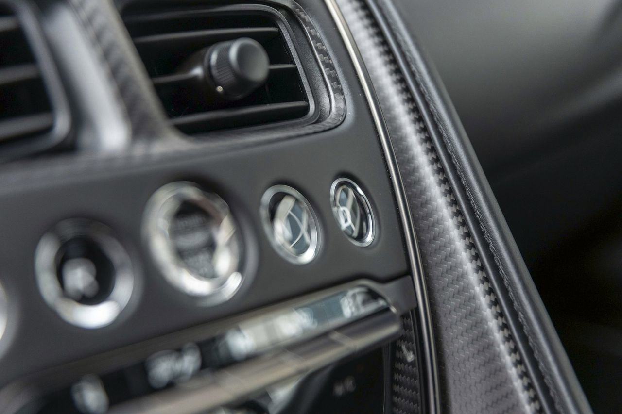 Used 2019 Aston Martin DBS Superleggera image 53