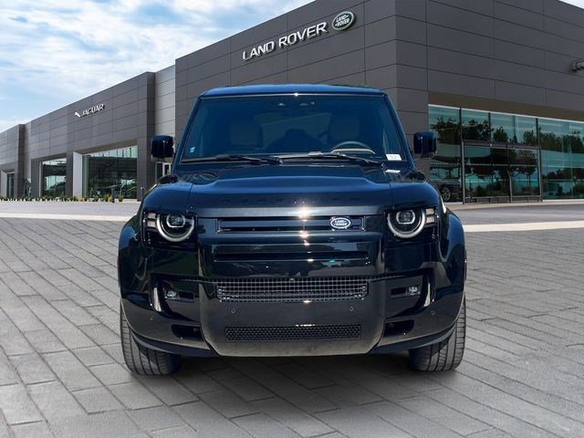 New 2026 Land Rover Defender 110 X-Dynamic SE AWD/4WD image 8