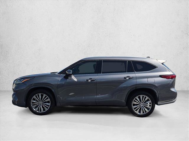 Used 2021 Toyota Highlander Platinum FWD image 10