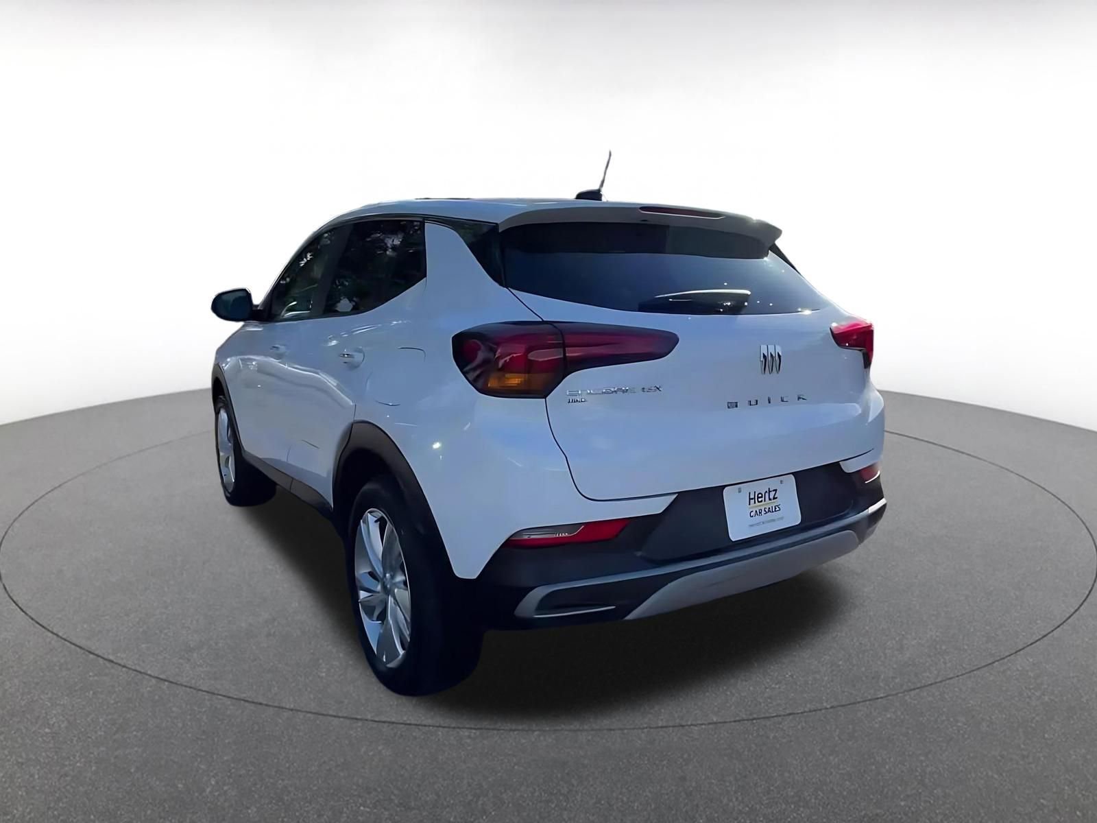 Used 2025 Buick Encore GX Preferred AWD/4WD image 11