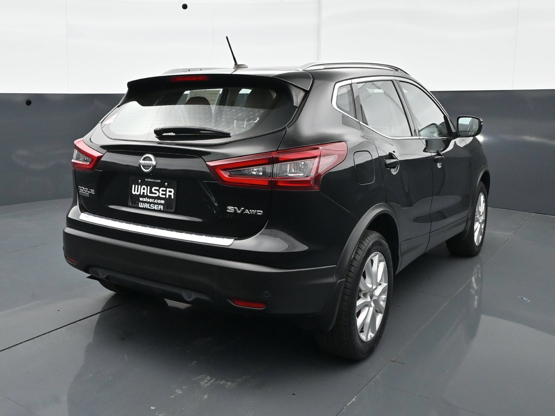 Used 2020 Nissan Rogue Sport SV AWD/4WD image 6
