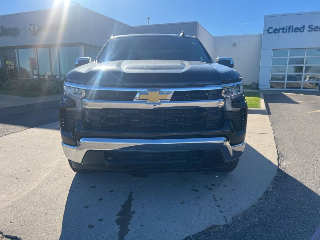 New 2026 Chevrolet Silverado 1500 LT image 2