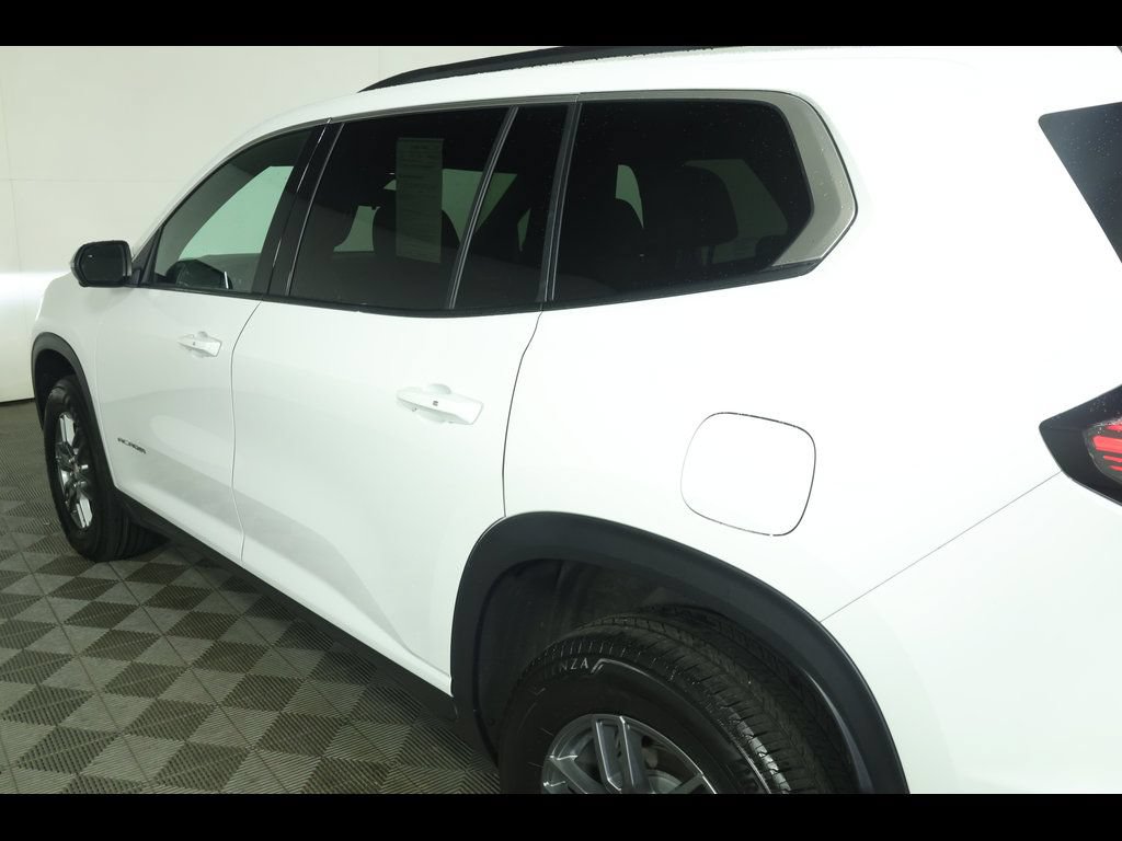 Used 2025 GMC Acadia Elevation FWD image 16