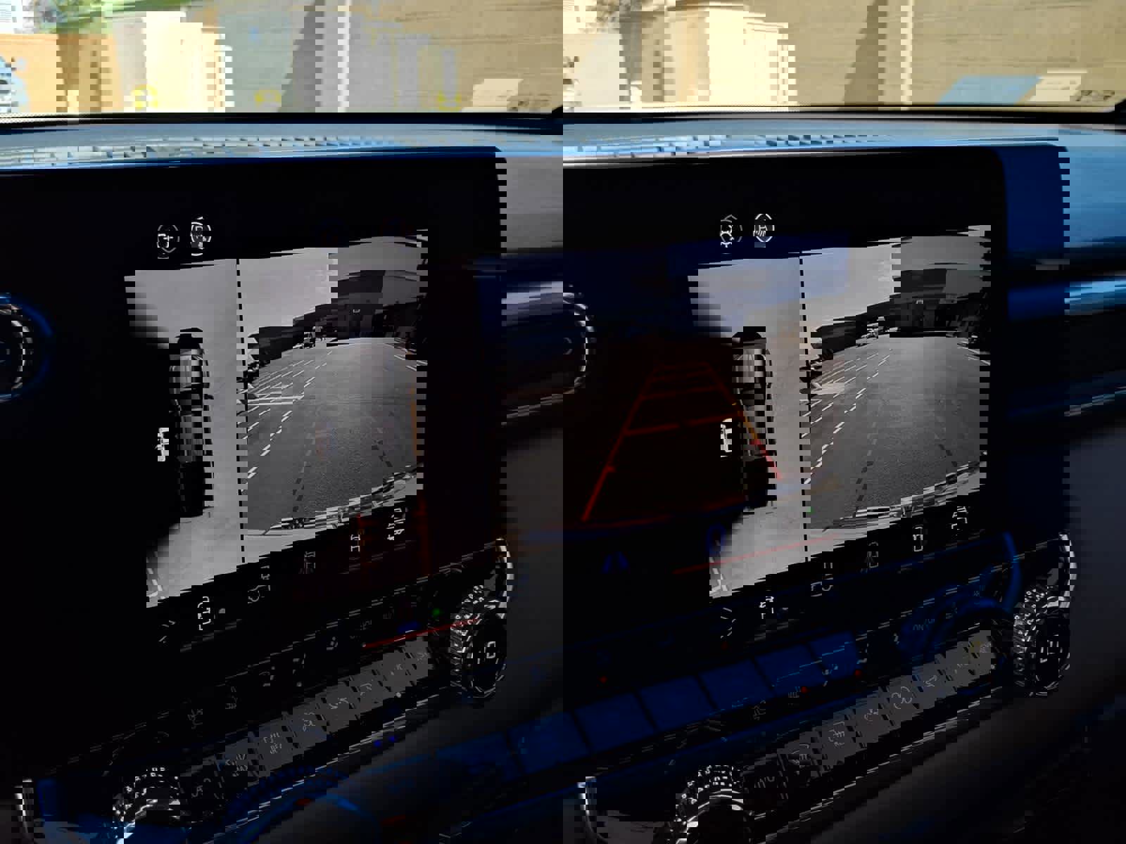 Used 2024 GMC Canyon AT4 w/ AT4 Premium Package image 38