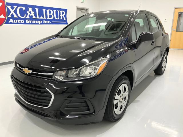 Used 2019 Chevrolet Trax LS w/ LPO, Cargo Package image 7