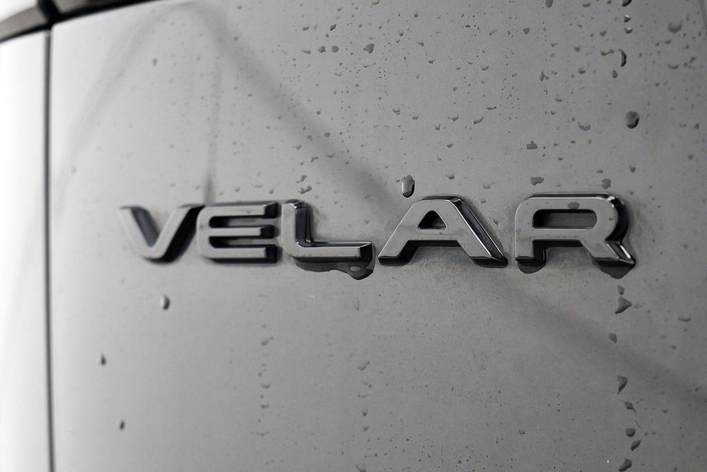 Used 2023 Land Rover Range Rover Velar R-Dynamic S AWD/4WD image 10