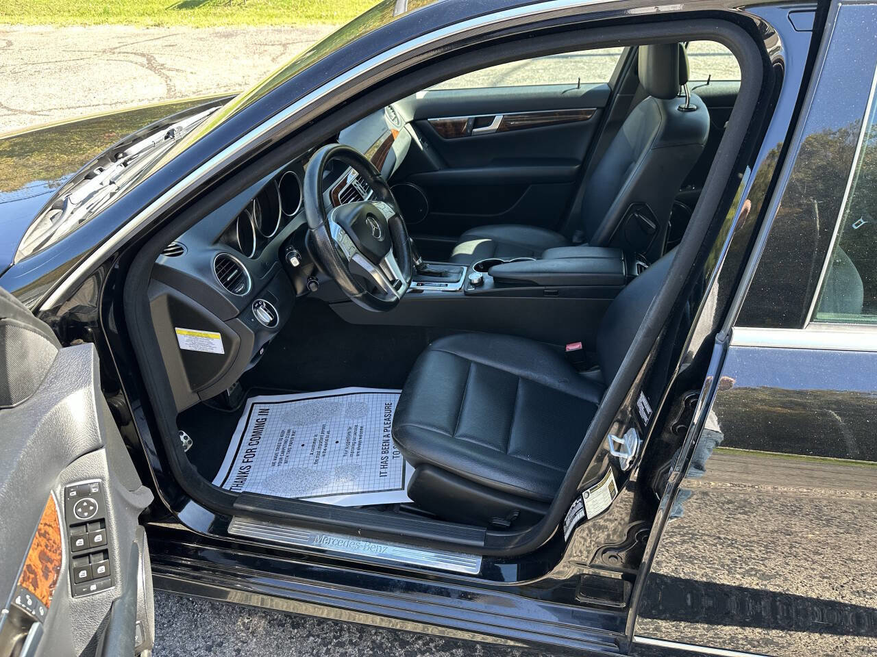 Used 2013 Mercedes-Benz C 300 4MATIC Sedan image 5