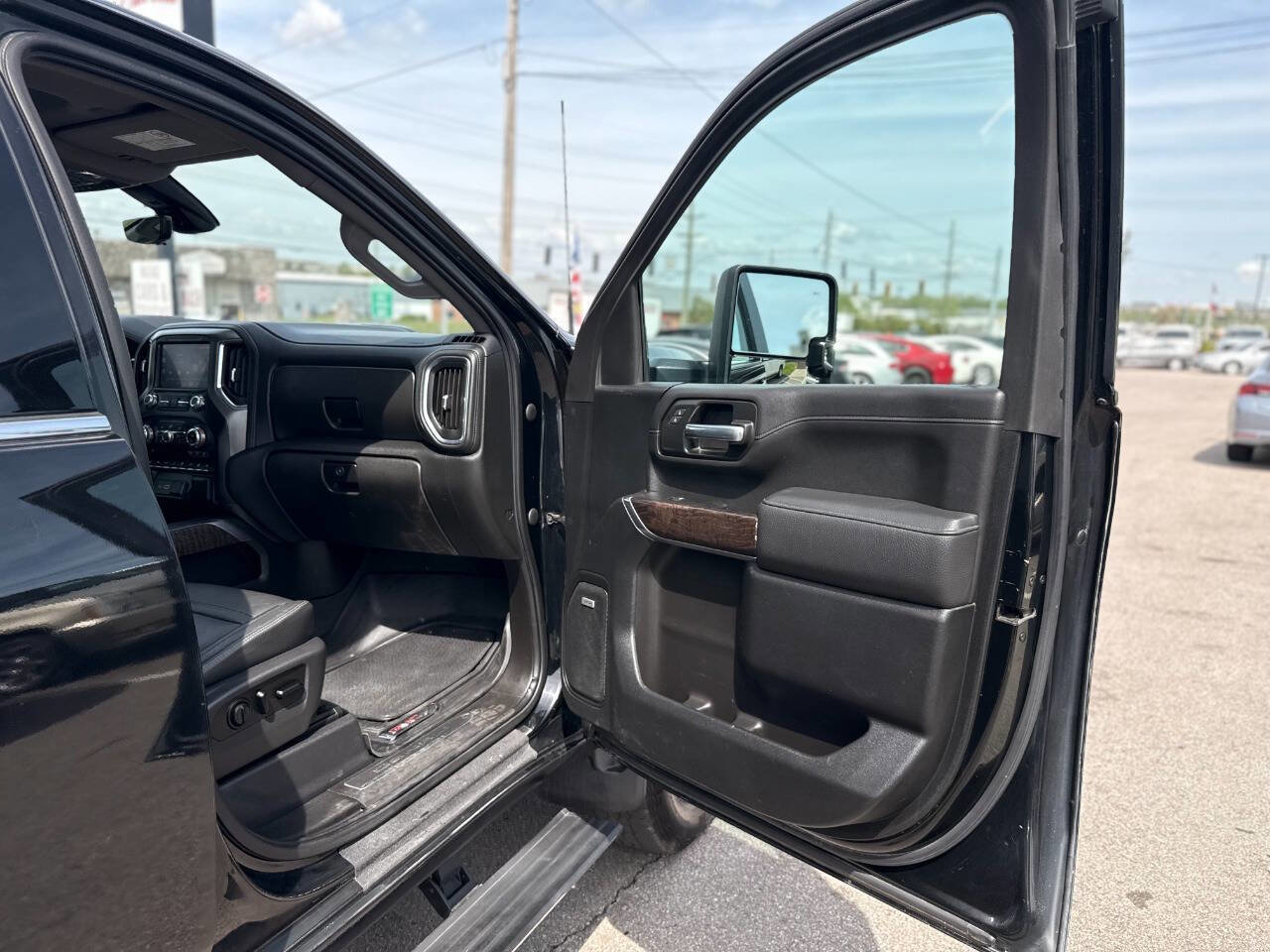 Used 2021 GMC Sierra 2500 Denali w/ Denali Ultimate Package AWD/4WD image 38
