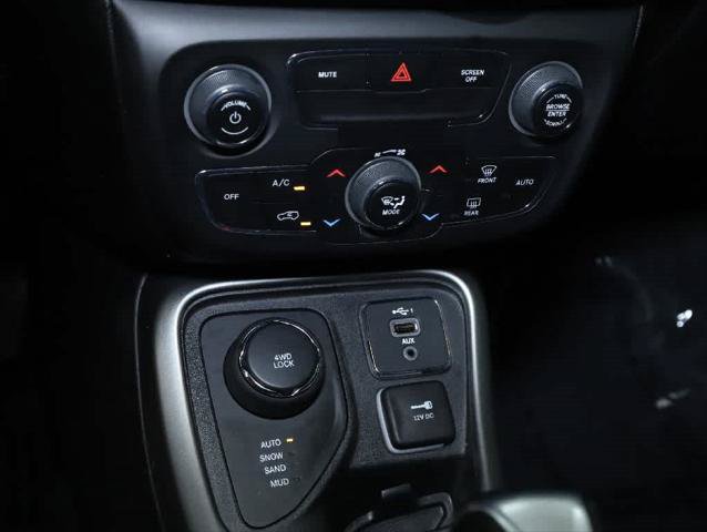 Certified 2021 Jeep Compass Latitude AWD/4WD image 26