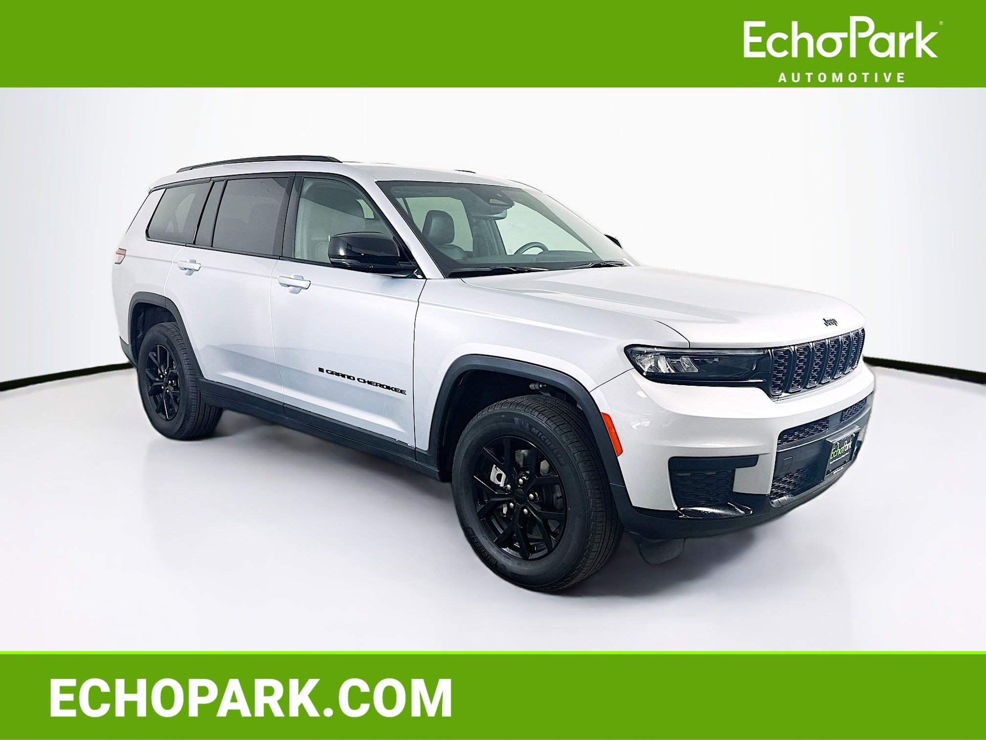 Used 2024 Jeep Grand Cherokee L Laredo
