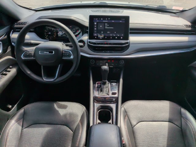 Used 2023 Jeep Compass Limited w/ Sun and Sound Group AWD/4WD image 28