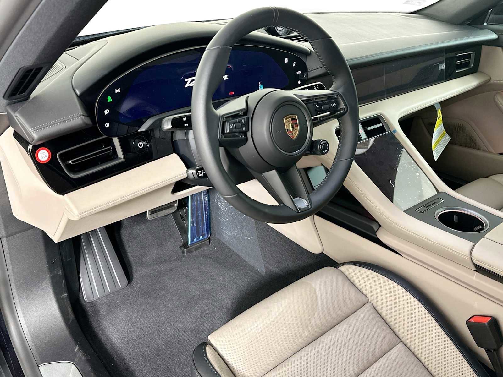 New 2025 Porsche Taycan 4S image 4