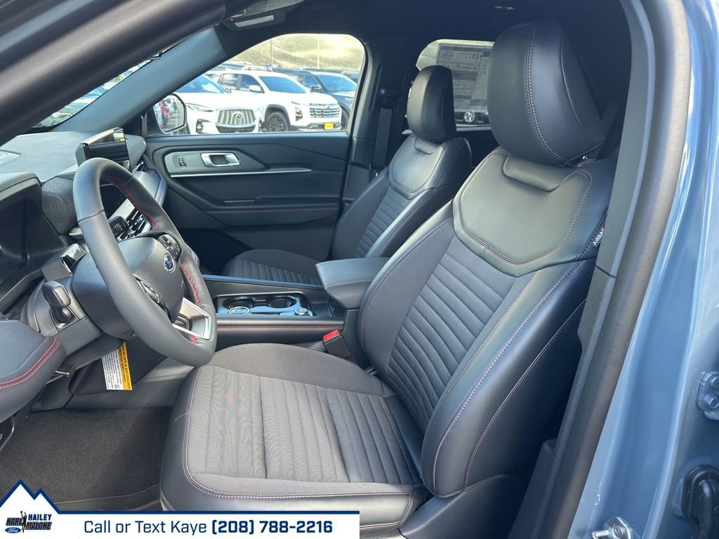 New 2026 Ford Explorer ST-Line w/ ST-Line Street Pack image 47