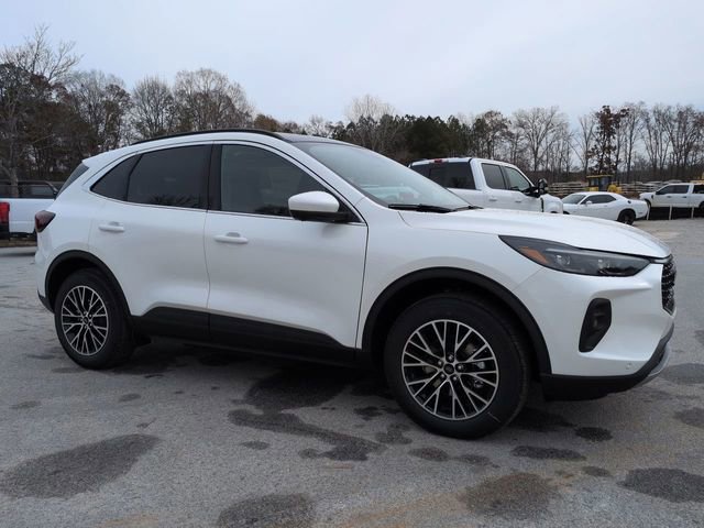 New 2026 Ford Escape SE w/ PHEV Premium Package video 2