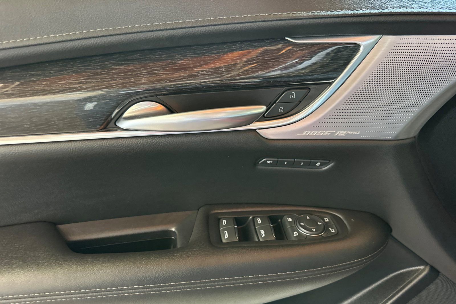 Certified 2023 Cadillac XT5 Premium Luxury FWD image 11