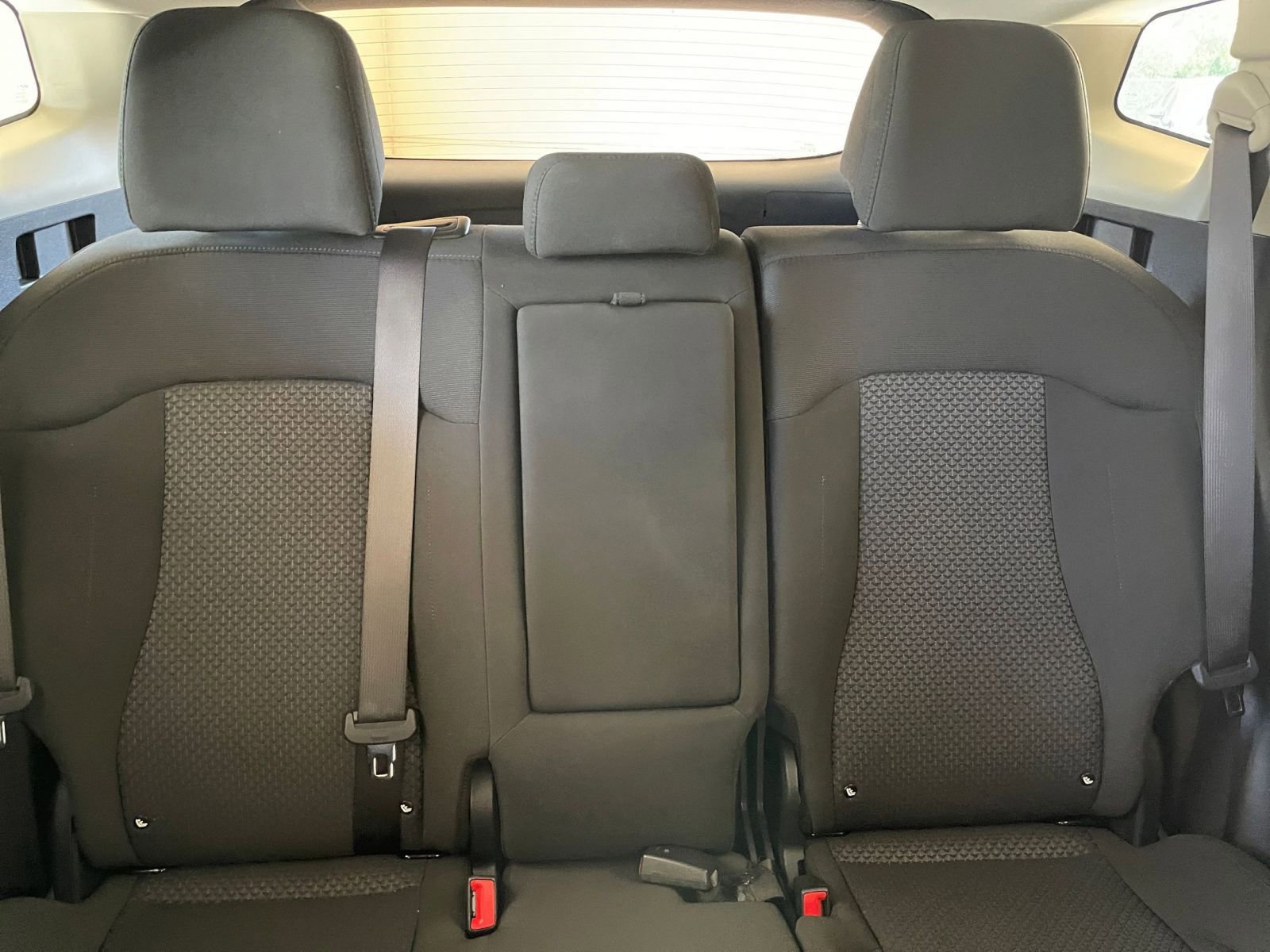 Used 2025 Kia Sportage LX image 38