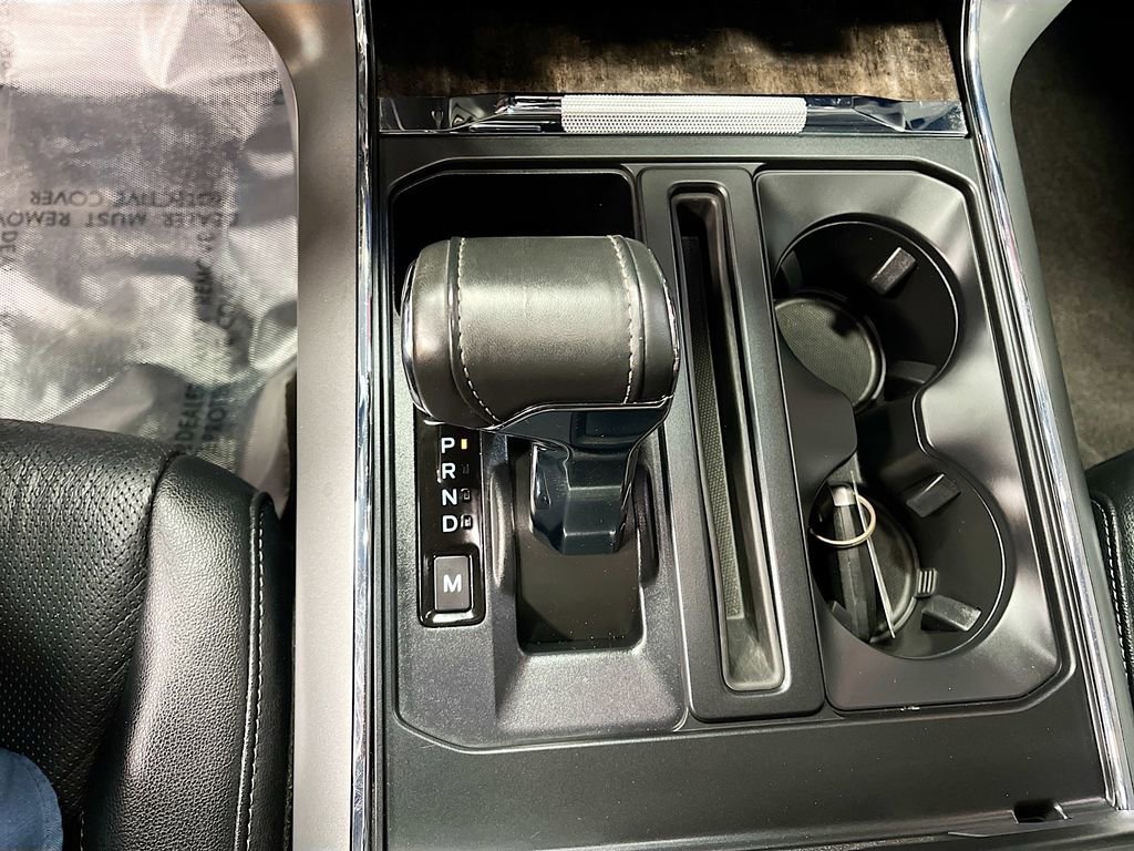 Used 2022 Ford F150 Lariat w/ Equipment Group 502A High image 17