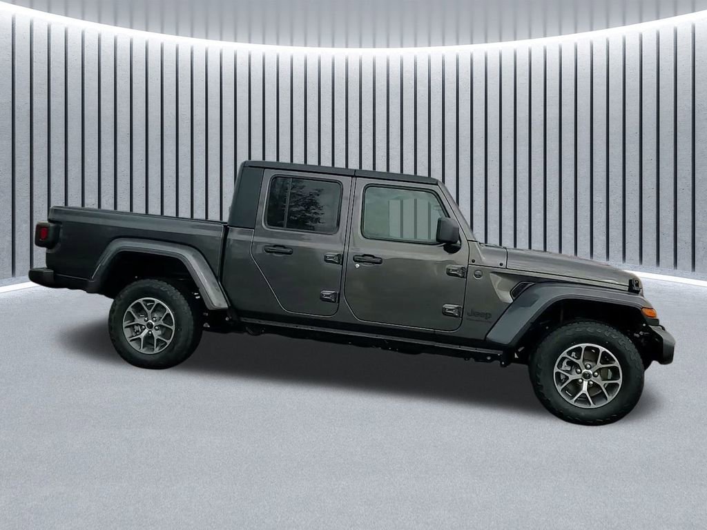 New 2026 Jeep Gladiator Sport AWD/4WD image 4