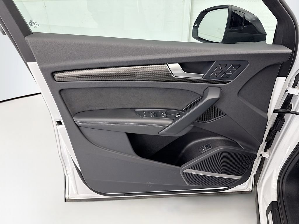 Used 2021 Audi SQ5 Premium Plus w/ Premium Plus Package image 23