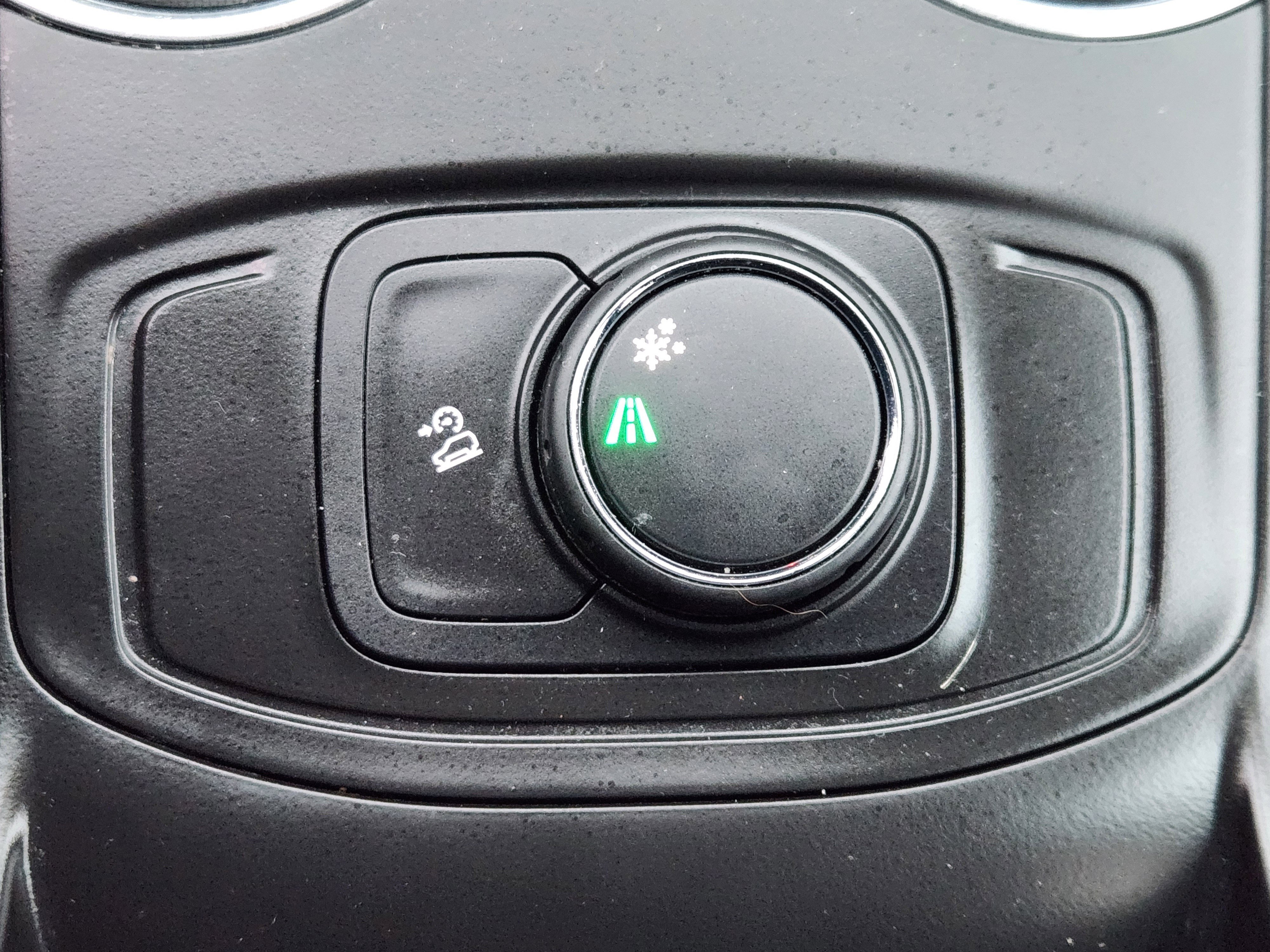 Used 2019 GMC Terrain SLE image 21