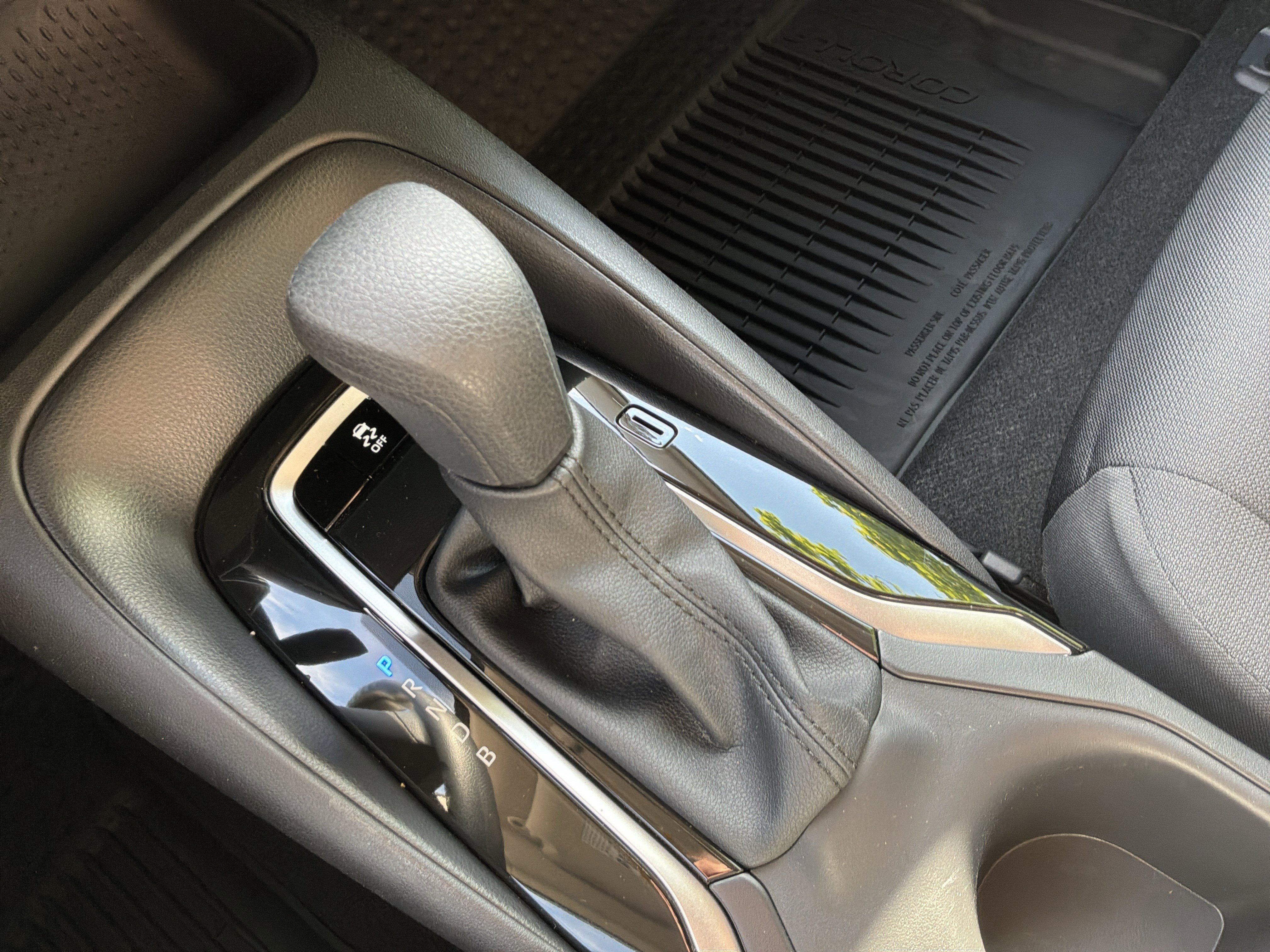 Used 2026 Toyota Corolla LE image 26