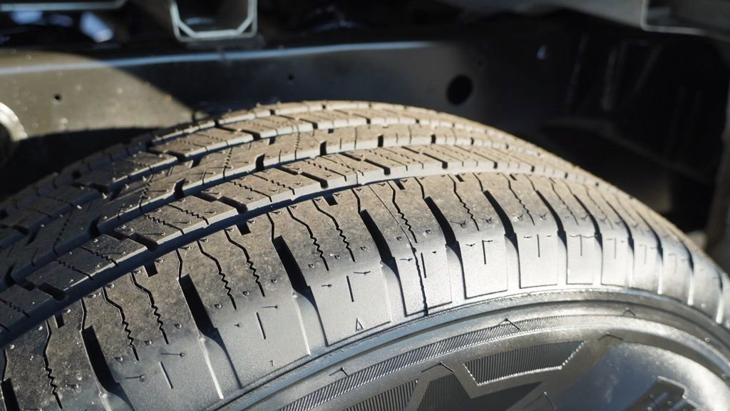 Used 2024 Nissan Frontier SV w/ Technology Package image 45