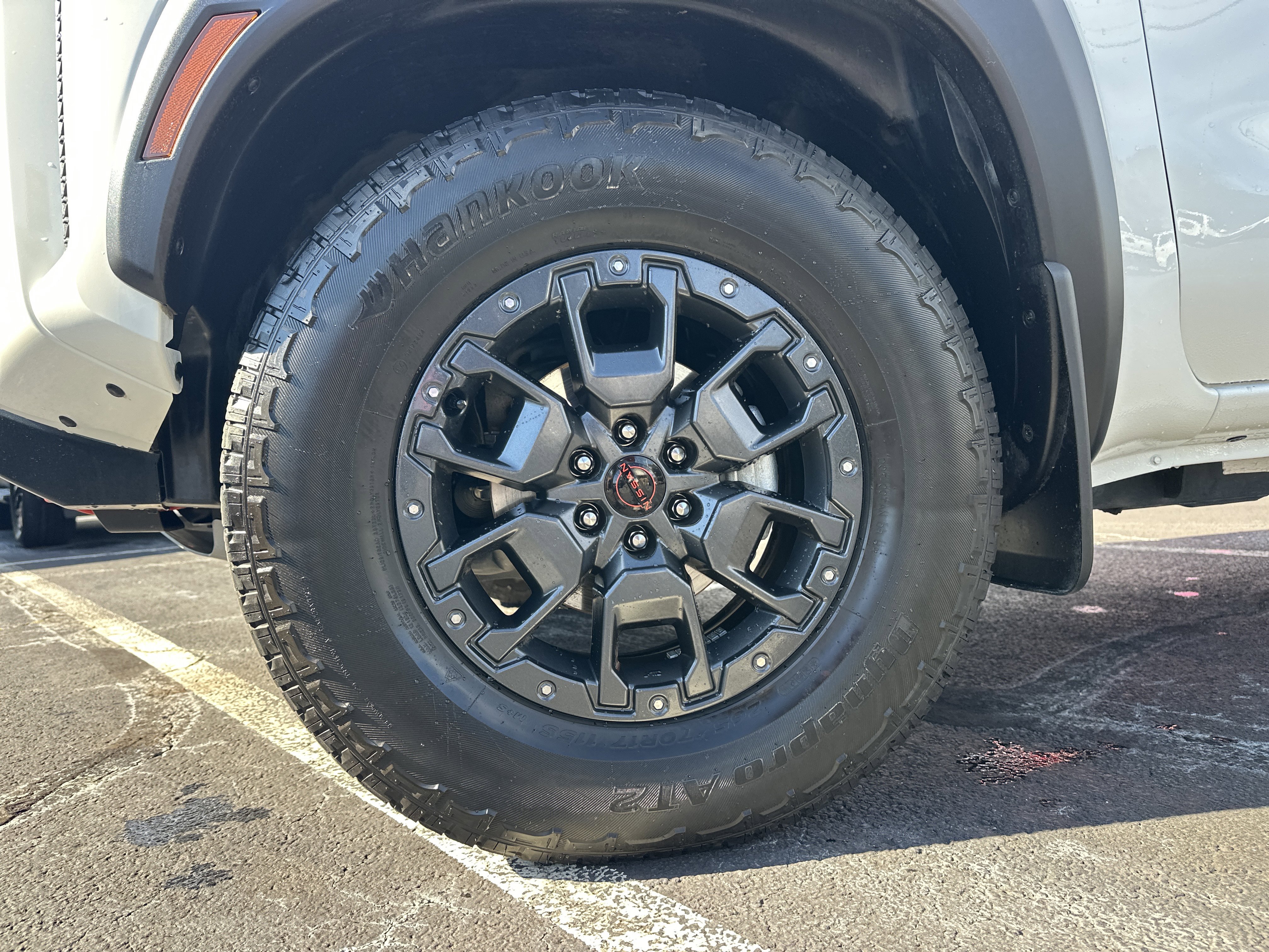 Used 2024 Nissan Frontier PRO-4X w/ Pro Premium Package image 12