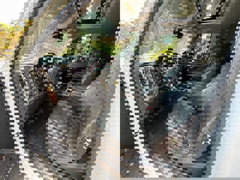 Used 2015 GMC Sierra 2500 Denali w/ Duramax Plus Package image 11