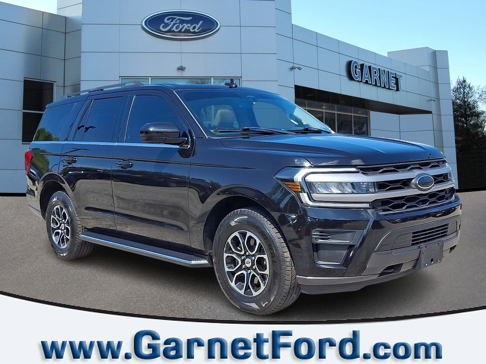 Certified 2022 Ford Expedition XLT AWD/4WD image 1