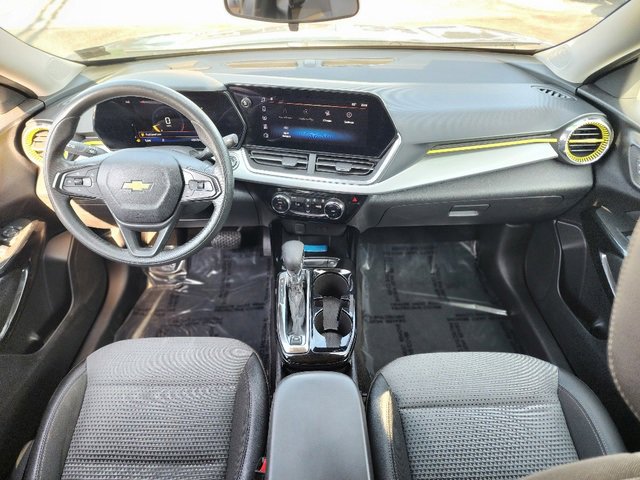 Used 2024 Chevrolet Trax LT image 29