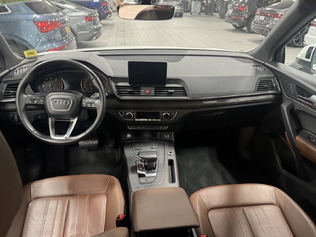 Used 2019 Audi Q5 Premium Plus w/ Convenience Package AWD/4WD image 13
