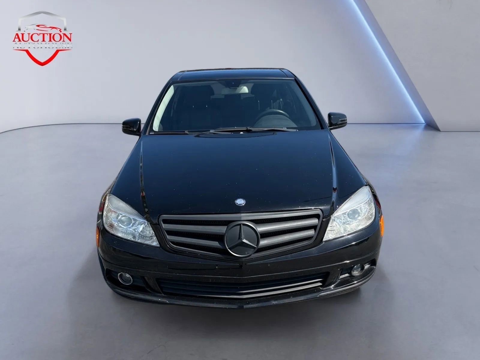 Used 2011 Mercedes-Benz C 300 C 300 4MATIC Luxury Sedan 4D image 3