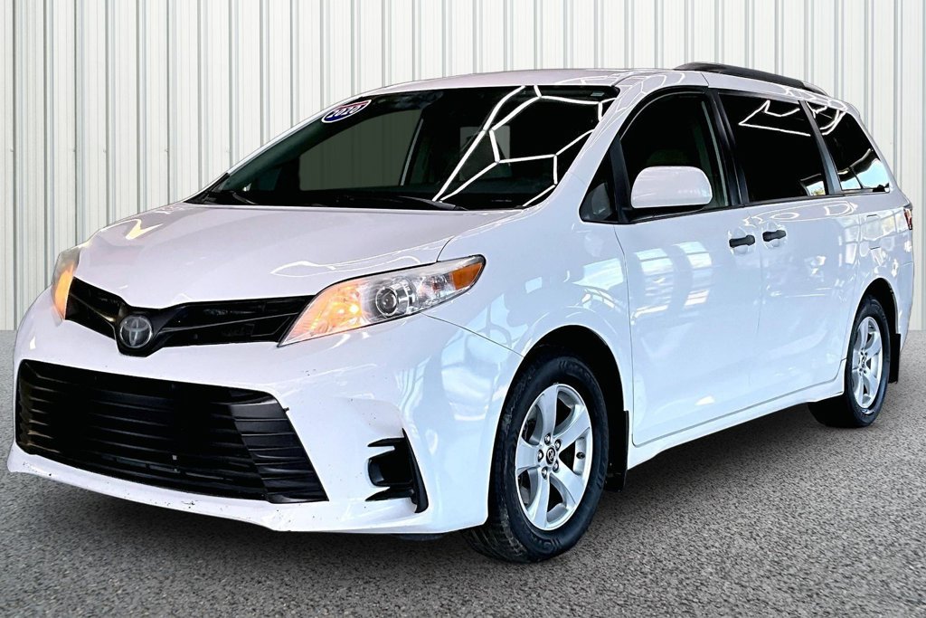 Used 2020 Toyota Sienna L FWD image 3