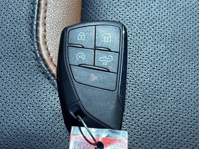 Used 2025 GMC Sierra 2500 AT4 w/ AT4 Premium Plus Package AWD/4WD image 51