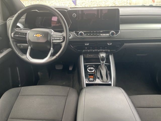 Used 2024 Chevrolet Colorado LT w/ LT Convenience Package image 8