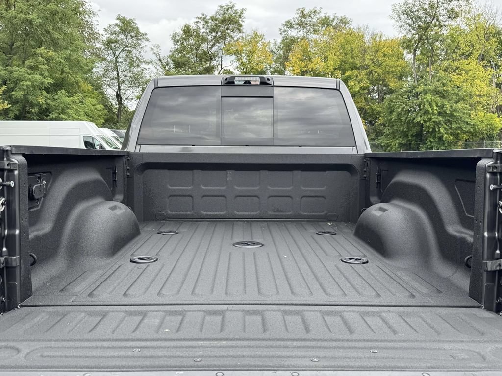 Used 2022 RAM 3500 Big Horn w/ Level C Equiment Group AWD/4WD image 29