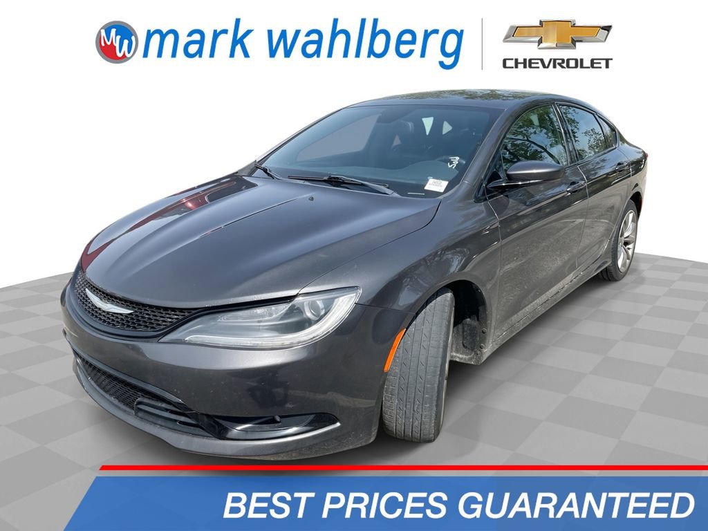 Used 2015 Chrysler 200 S w/ Comfort Group