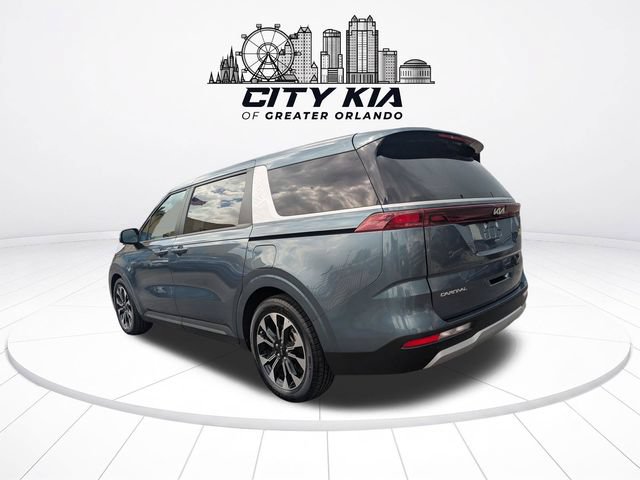 Certified 2024 Kia Carnival EX FWD image 3