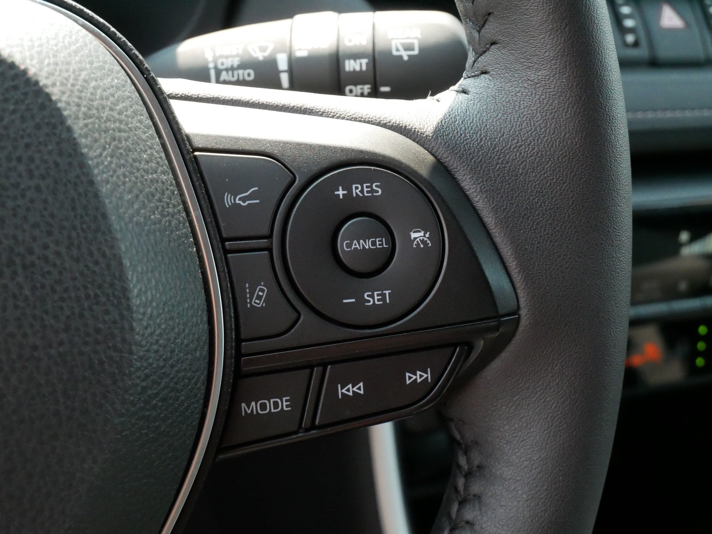 Certified 2025 Toyota RAV4 Limited w/ Advanced Technology Package AWD/4WD image 25