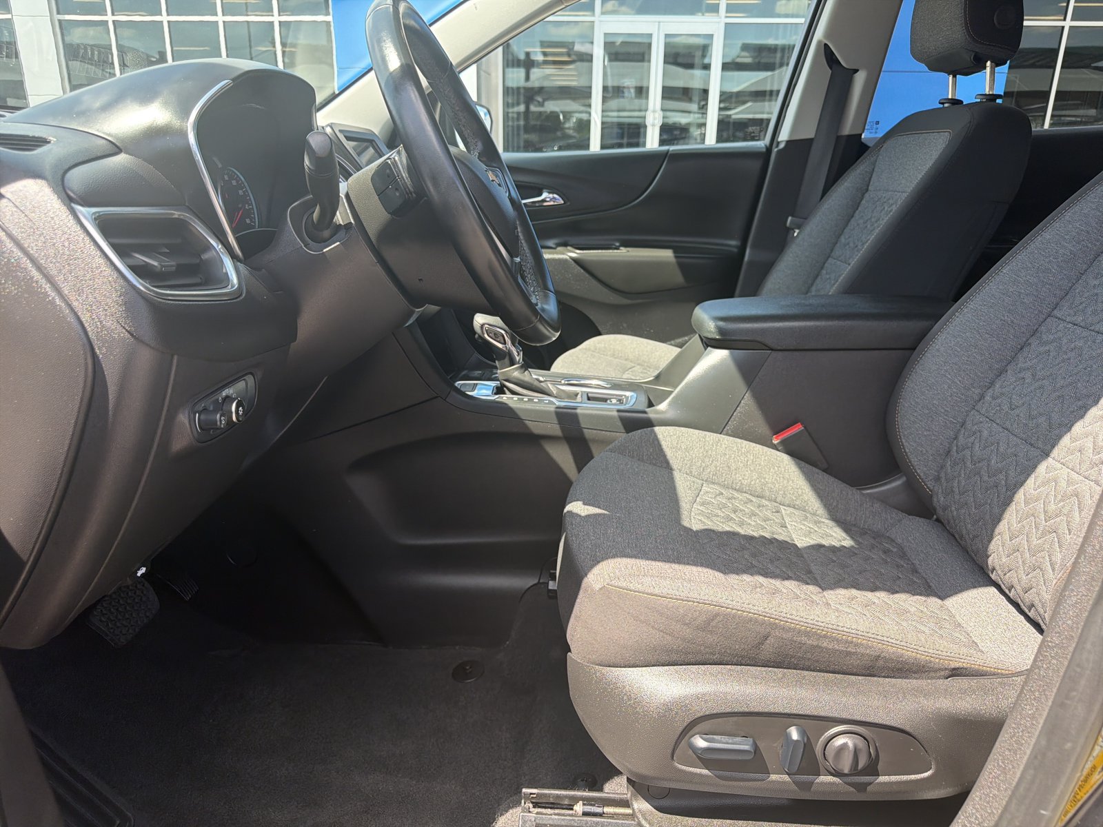 Used 2024 Chevrolet Equinox LT AWD/4WD image 15