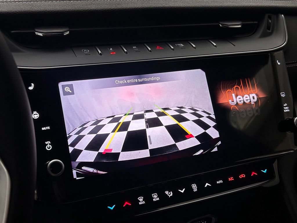 New 2026 Jeep Grand Cherokee L 4WD image 23
