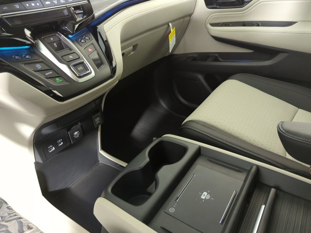 New 2026 Honda Odyssey Elite image 16