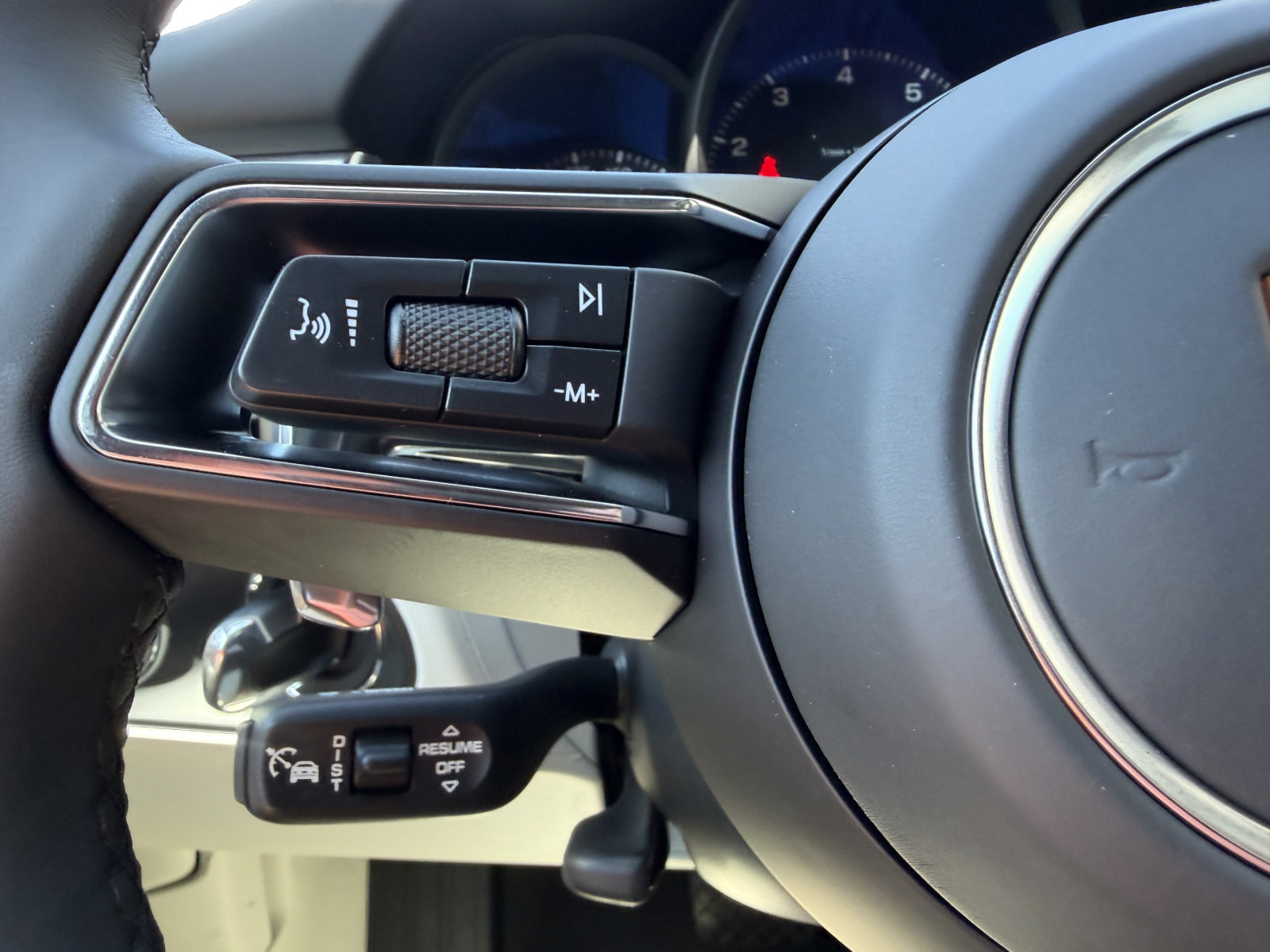 New 2026 Porsche Macan AWD/4WD image 31