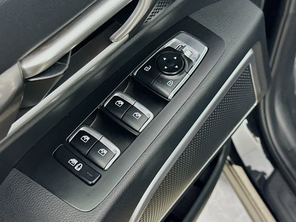 Used 2025 Kia Telluride S FWD image 20