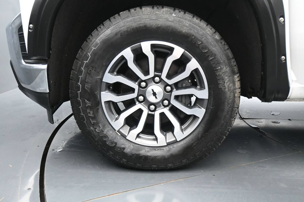 Used 2019 Chevrolet Silverado 1500 LT w/ All-Star Edition AWD/4WD image 29